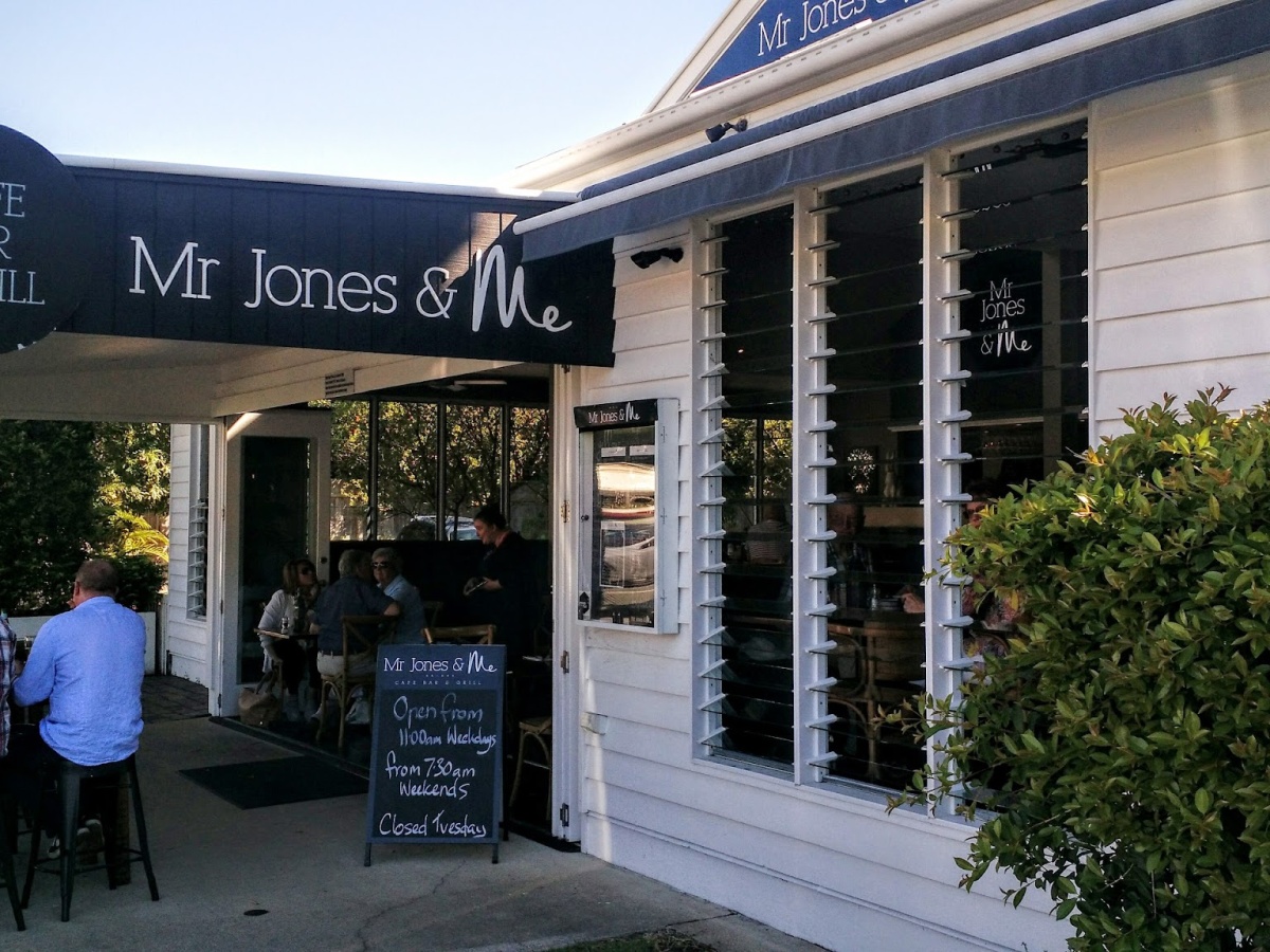 Mr Jones & Me Restaurant