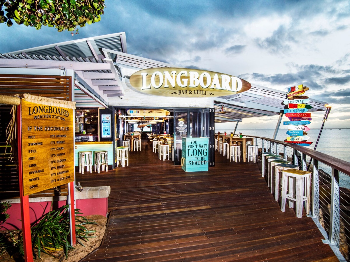 Longboard Bar & Grill