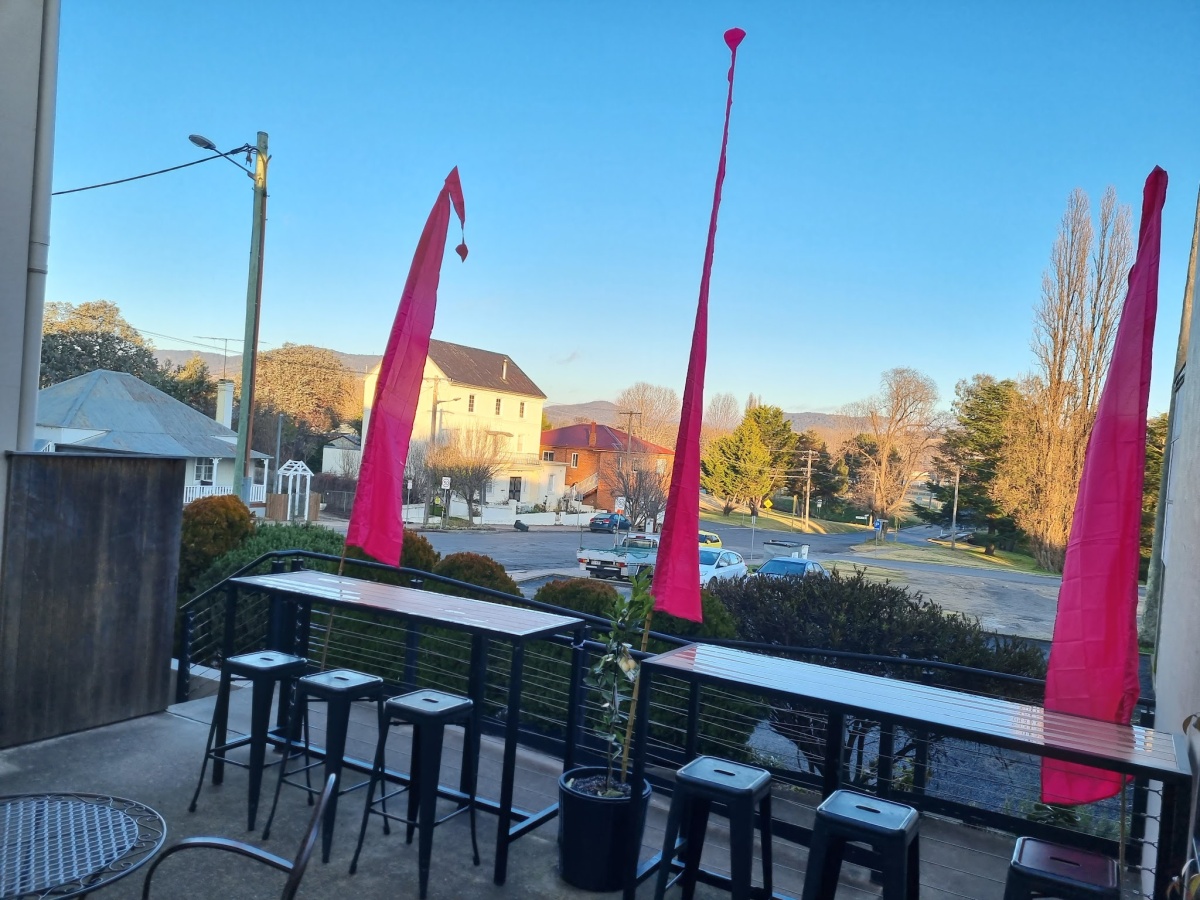 Tenterfield Corner Cafe