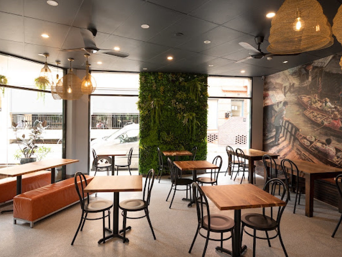 Papaya Thai Eatery & Cafe