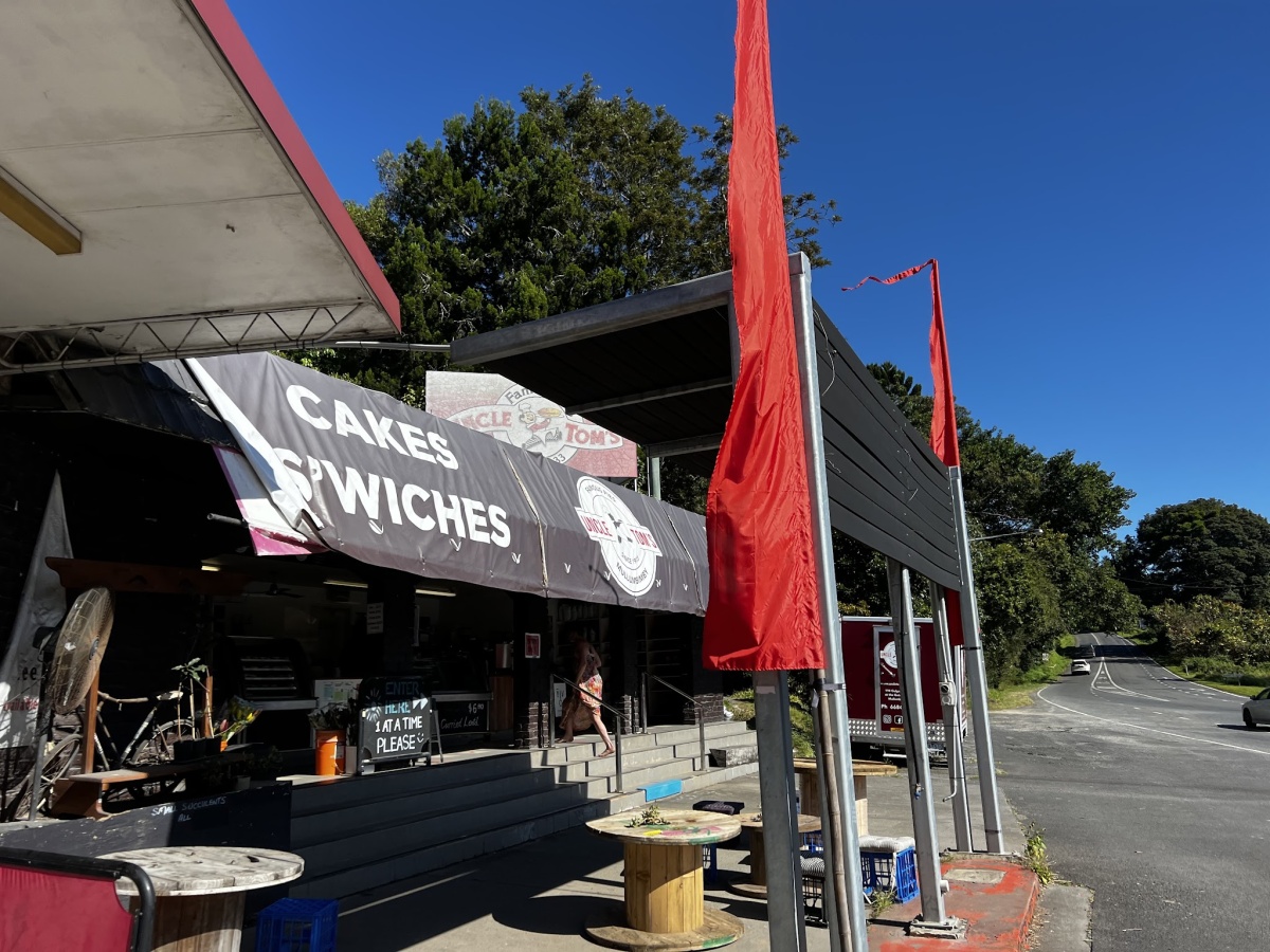 Uncle Tom’s Pies