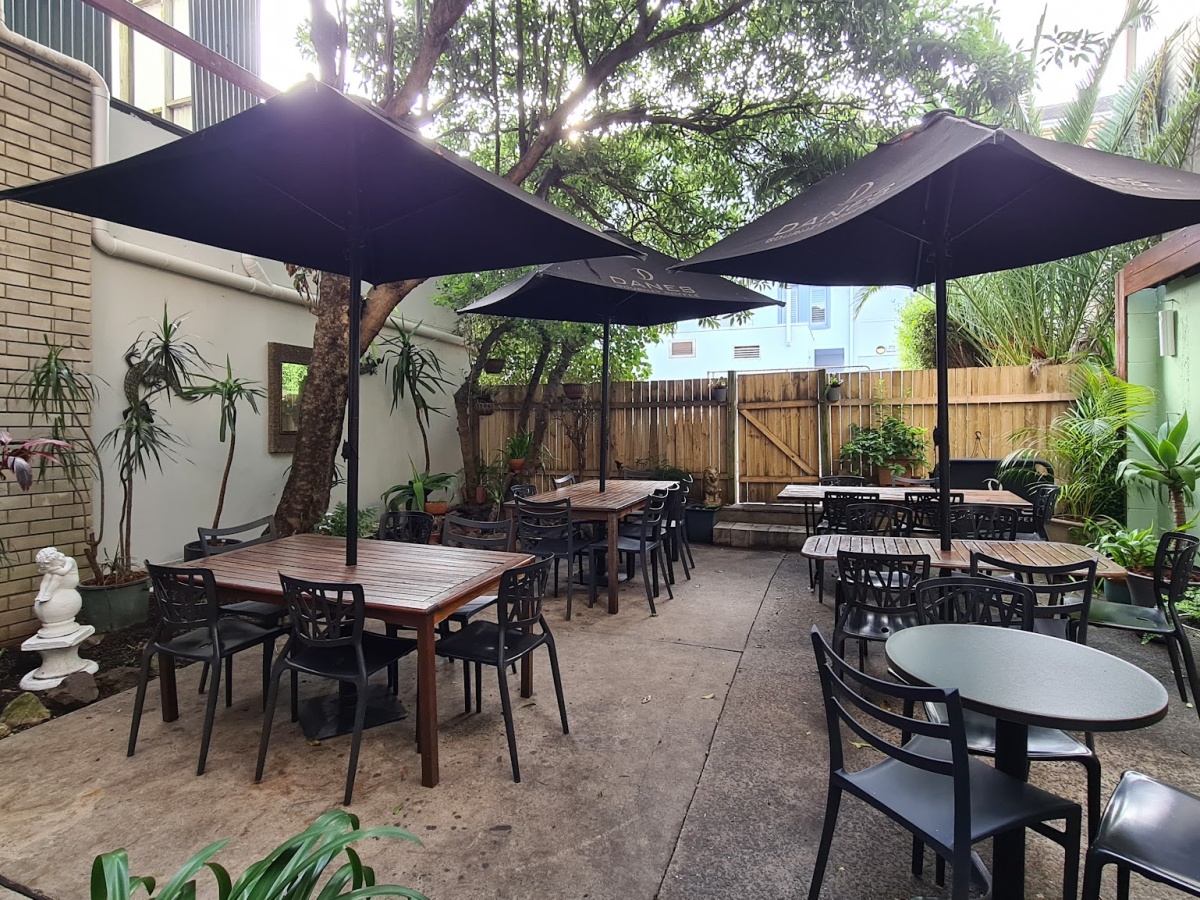 Stone Wall Cafe