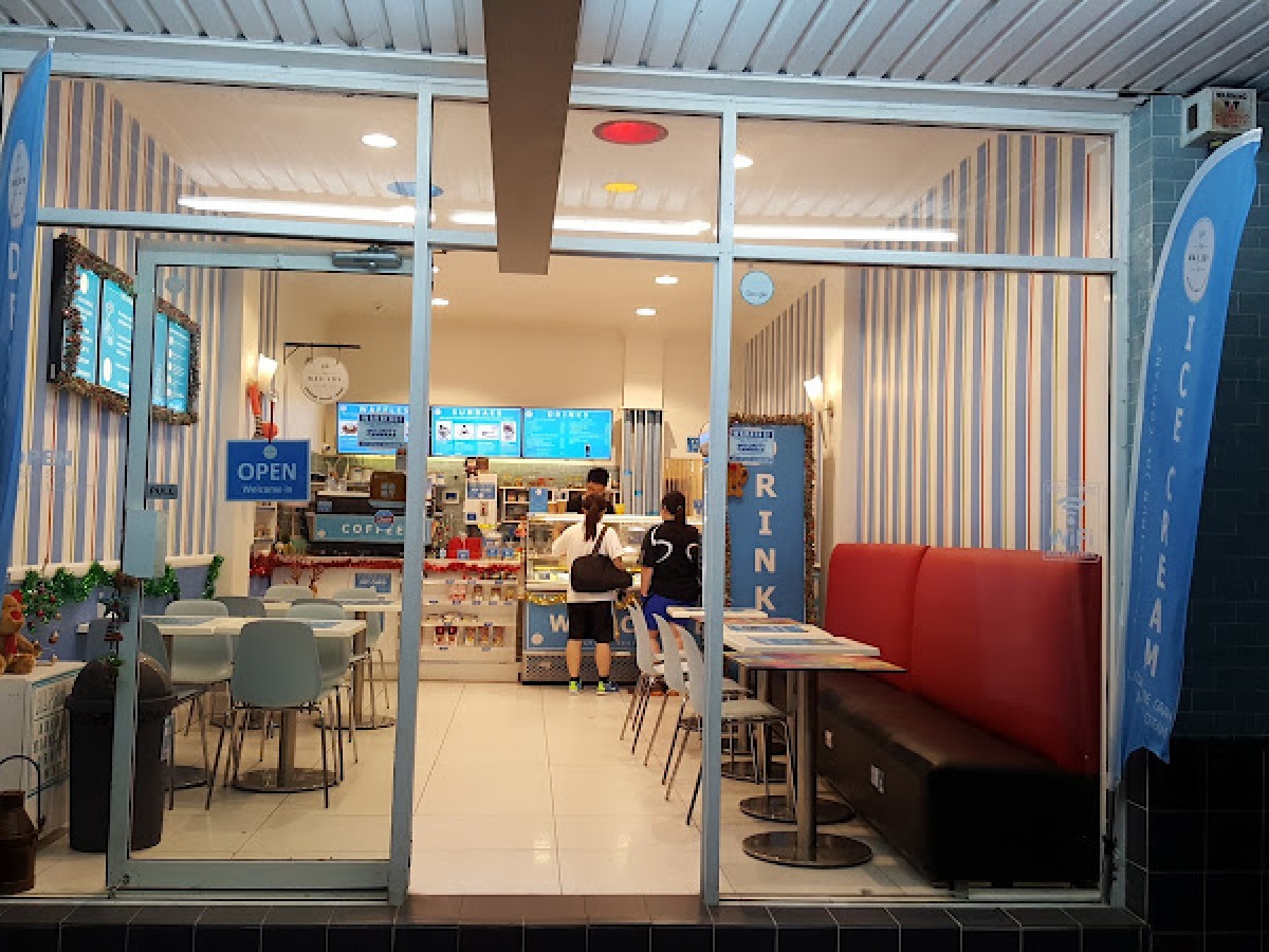 The Max Joy Co Eastwood
