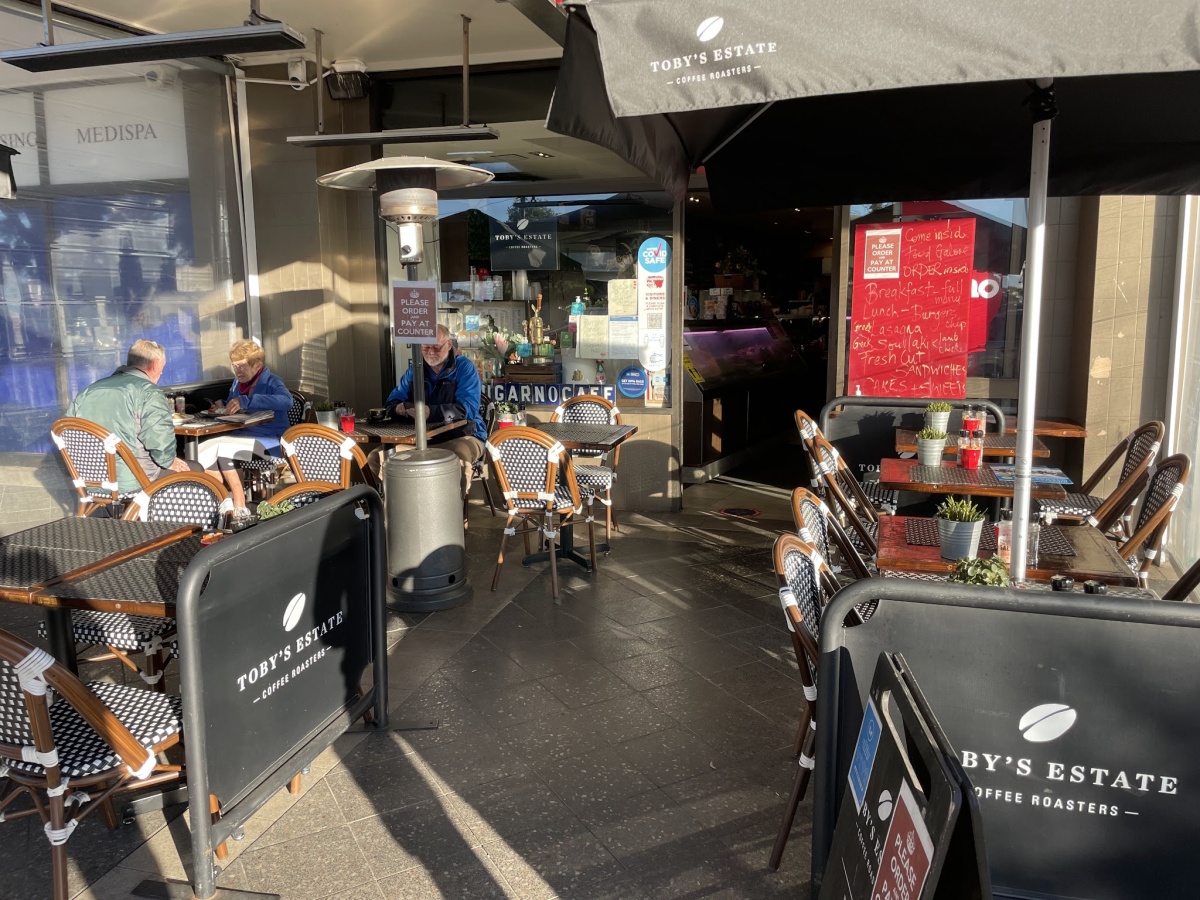 Lugarno Deli Cafe, Lugarno