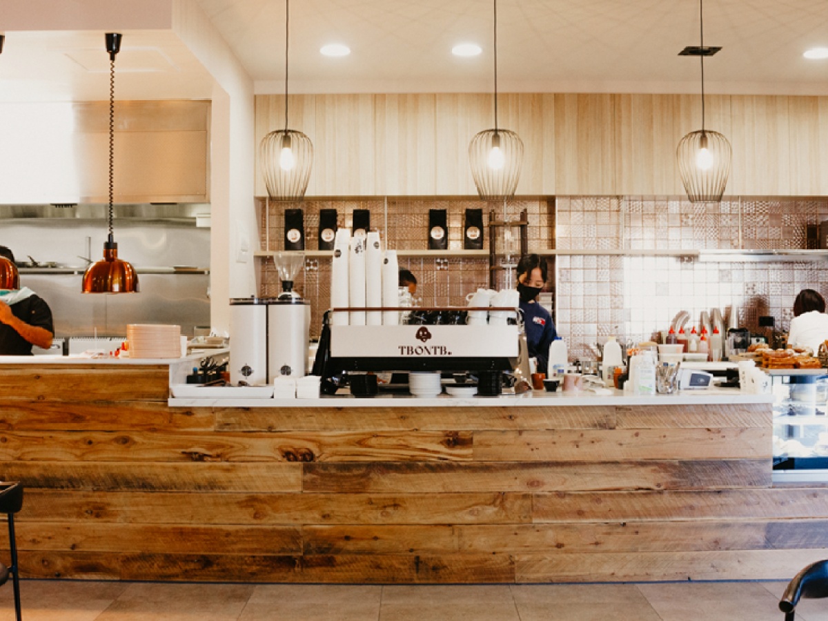 To Be Or Not To Be Cafe