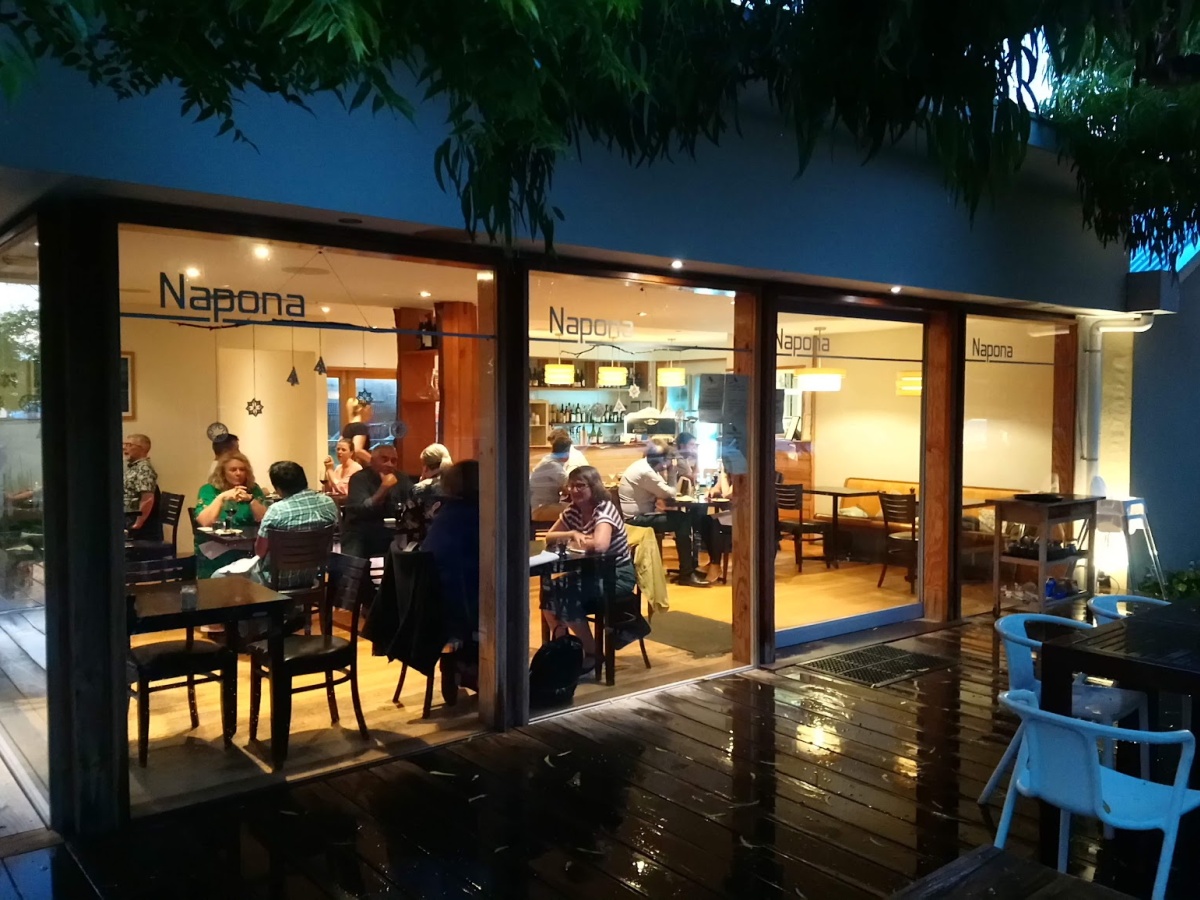 Napona