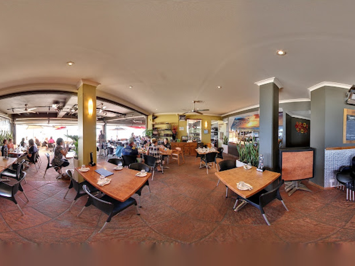 Sunsets Beach Restaurant, Rockingham