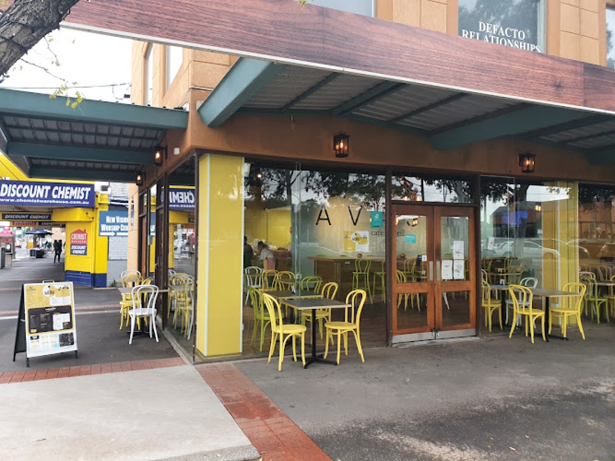 Avasii Cafe & Grill