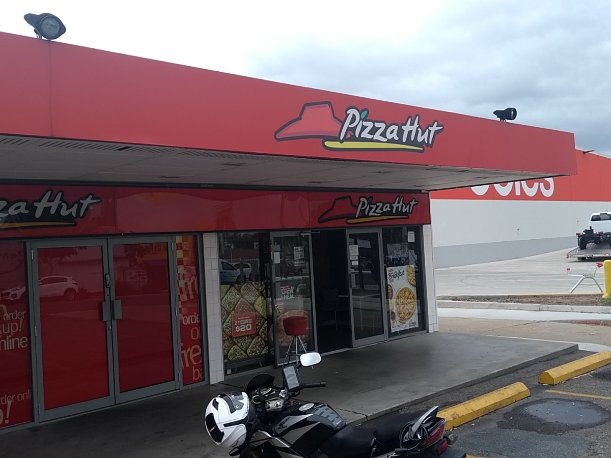 Pizza Hut Alderley