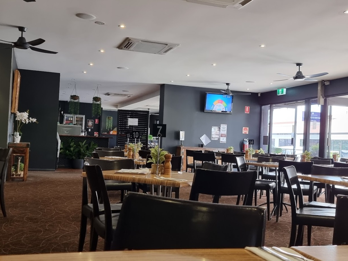Steak House, Queens Hotel