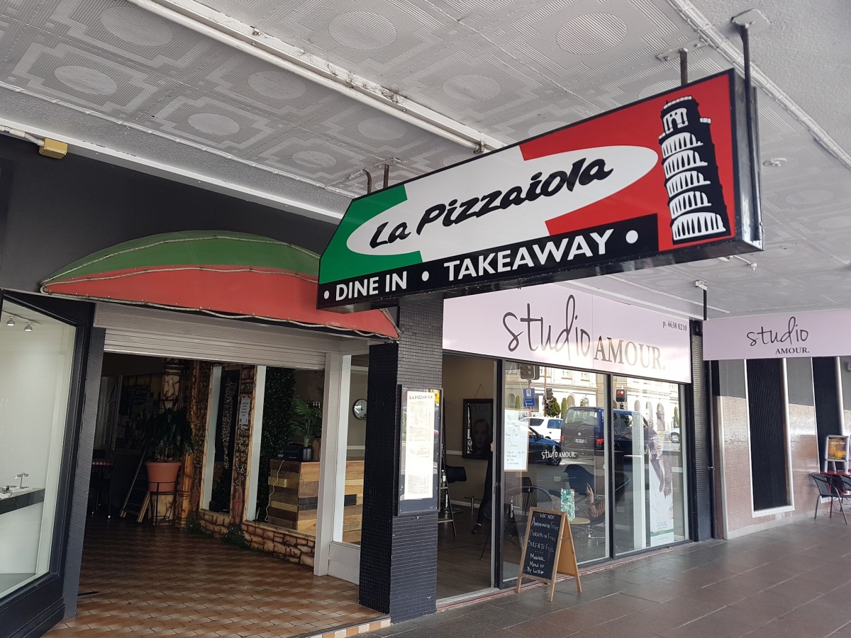 La Pizzaiola