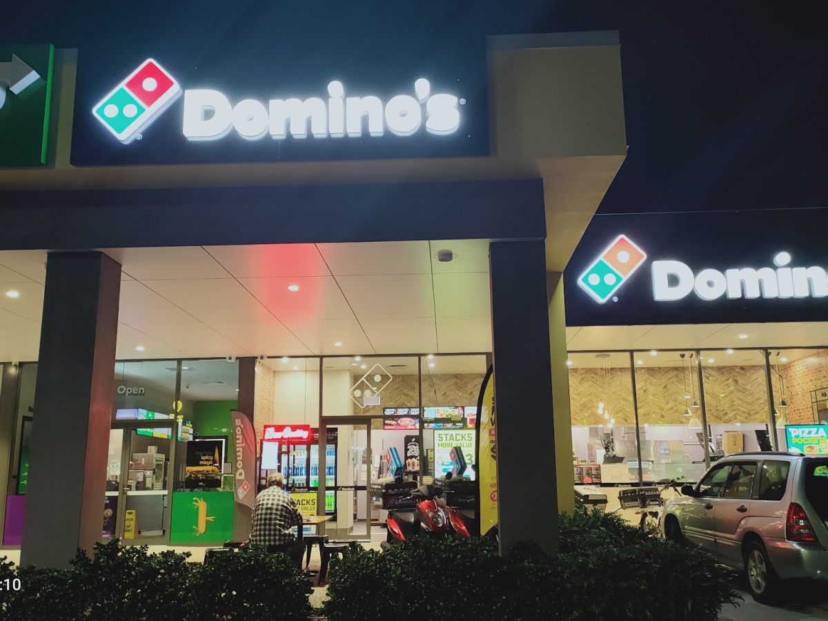 Domino’s Pizza Hope Island
