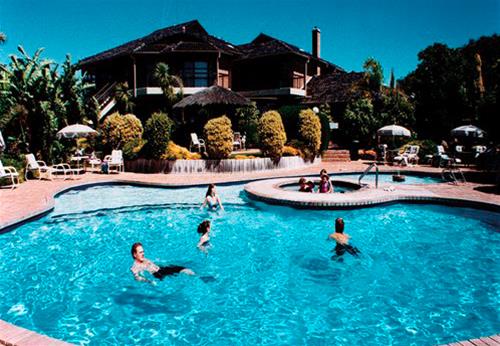 Bushy Lake Chalets