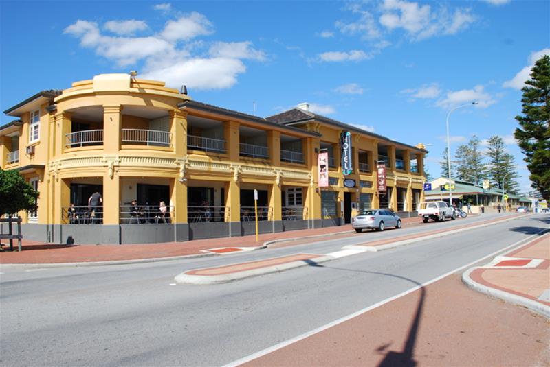 Cottesloe Sea Salt Abode