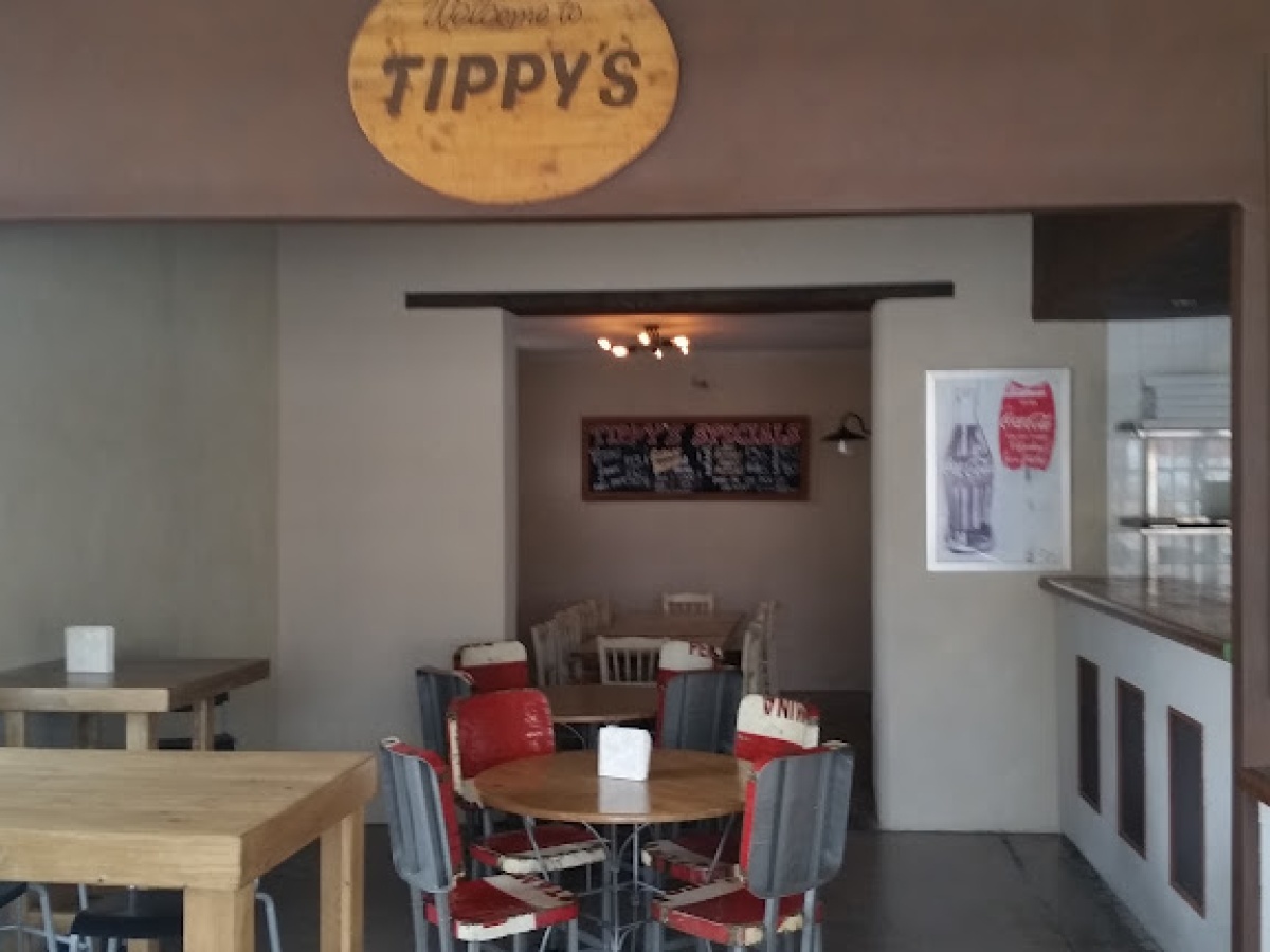 Tippy’s Pizzeria