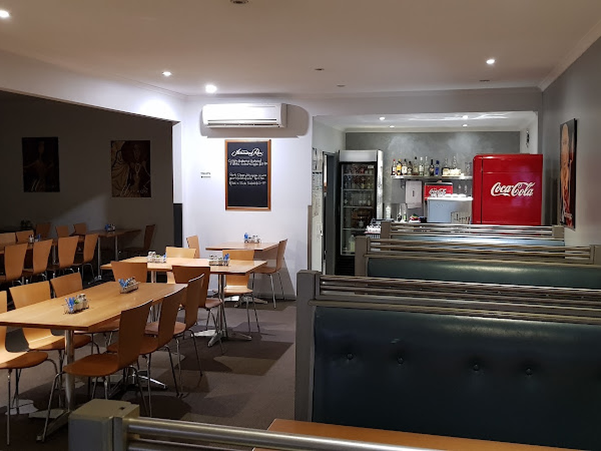 Rook’s Pizza and Diner