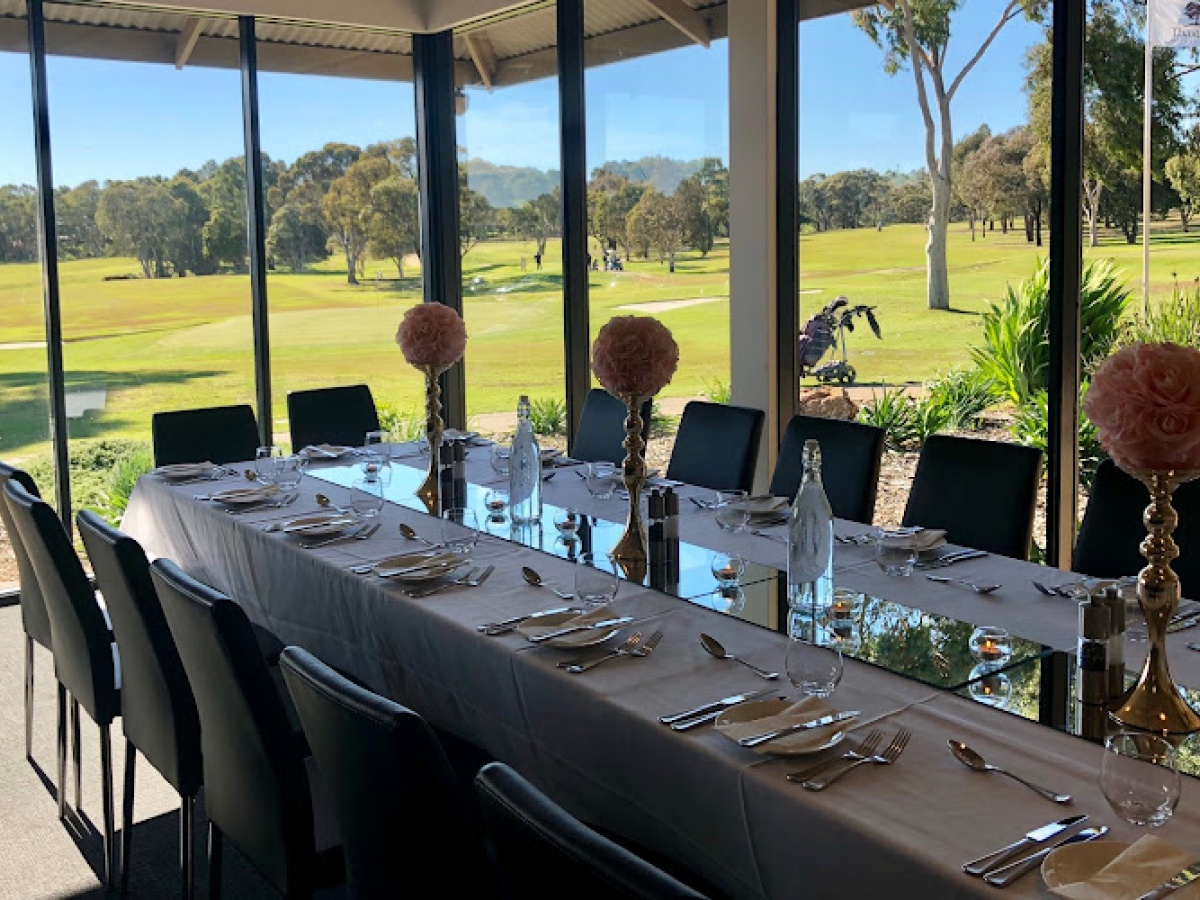The Park Restaurant, Woodcroft