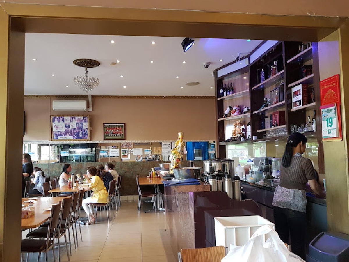 Song Huong Restaurant