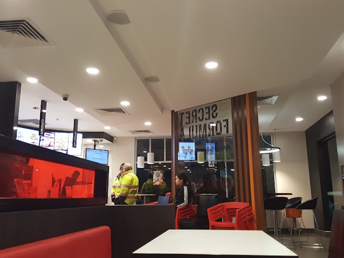 KFC Welland Plaza