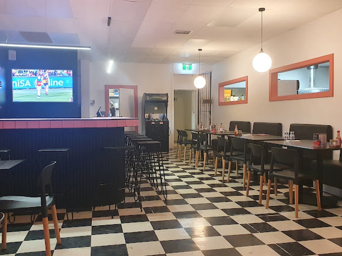Pizzalola, Cumberland Park