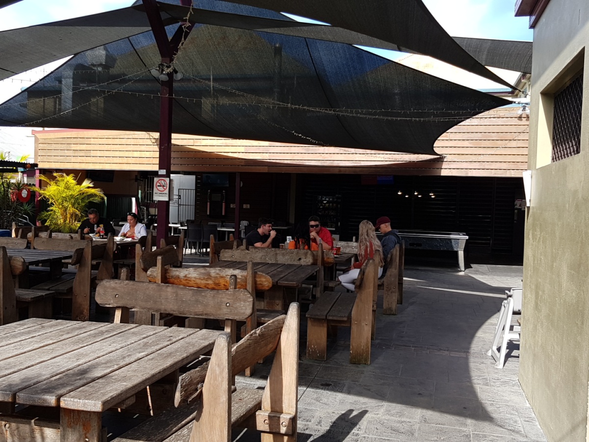 West Kempsey Hotel