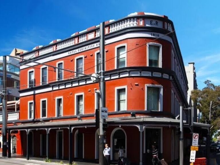 452970 lrg 1 768x576