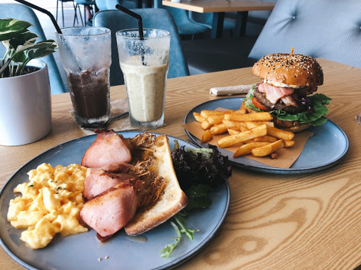 Breeze Brew Espresso & Eats