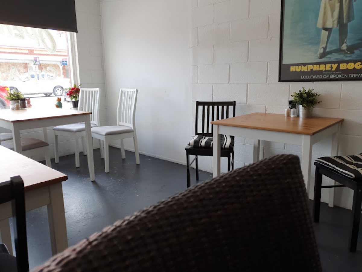 Cup-A-Cake Cafe