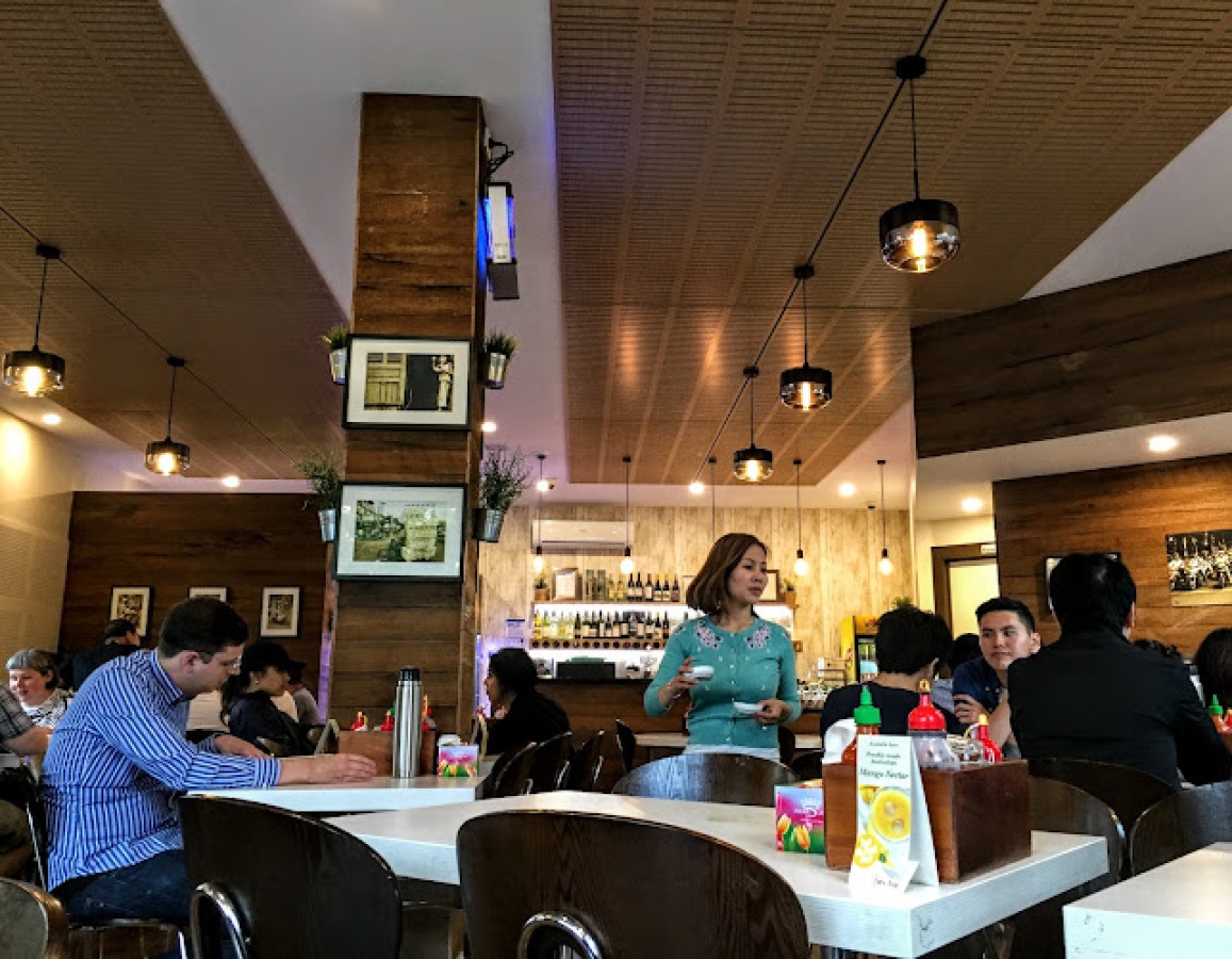 Ha Long Restaurant