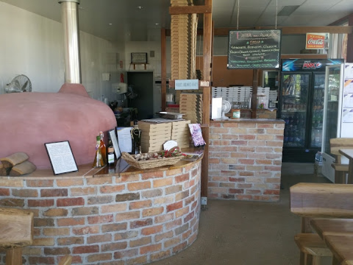 La Pizzeria Traditional Wood Fire Pizza, Brighton