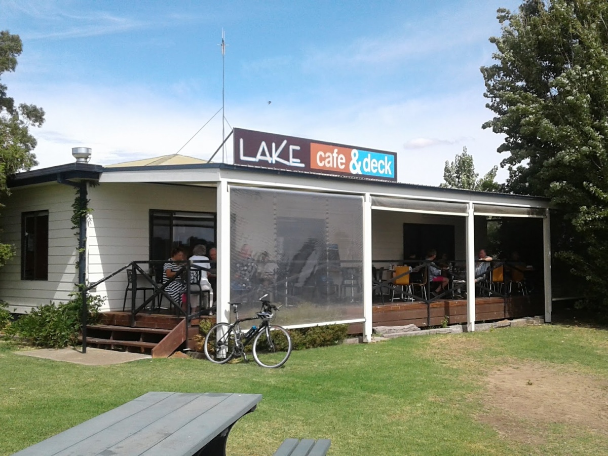 Lake Cafe & Deck, Yarrawonga