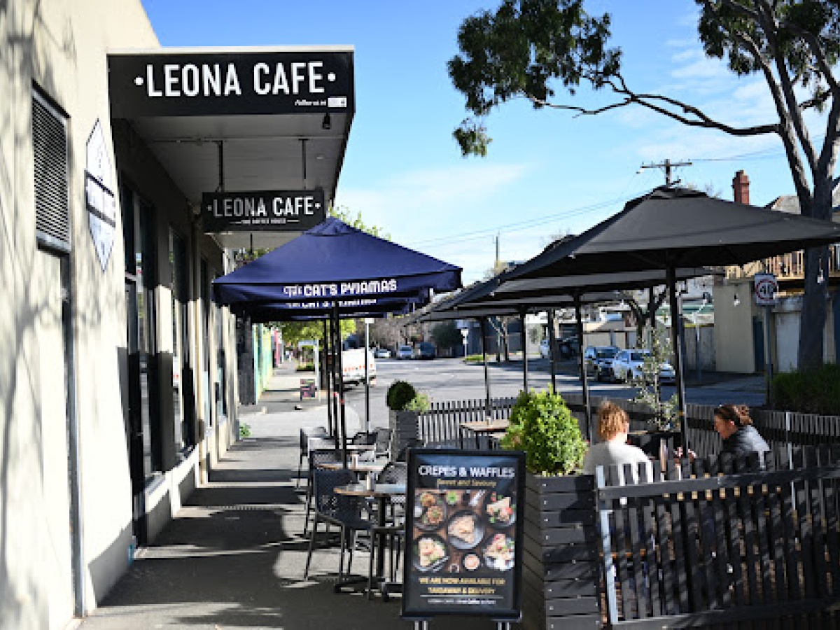 LEONA Cafe