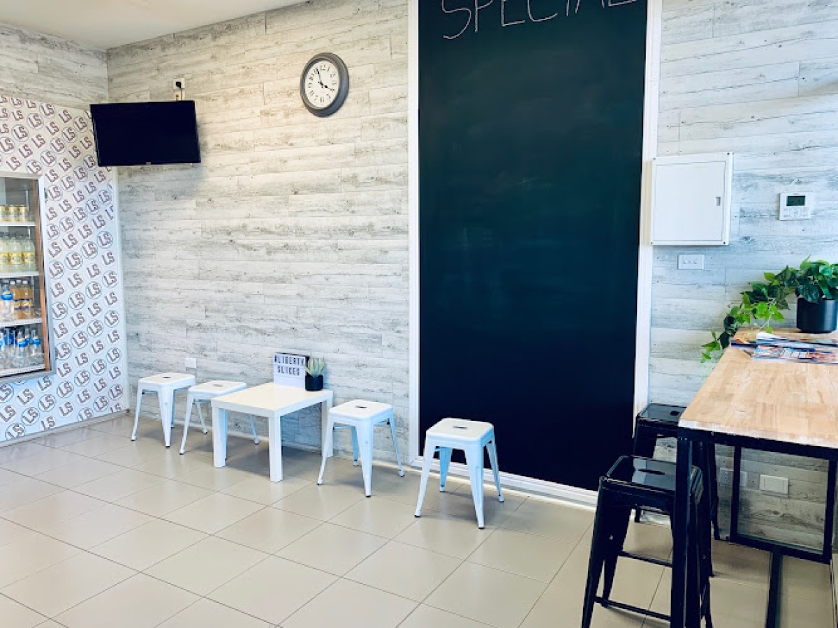 Liberty Slices Pizza Endeavour Hills