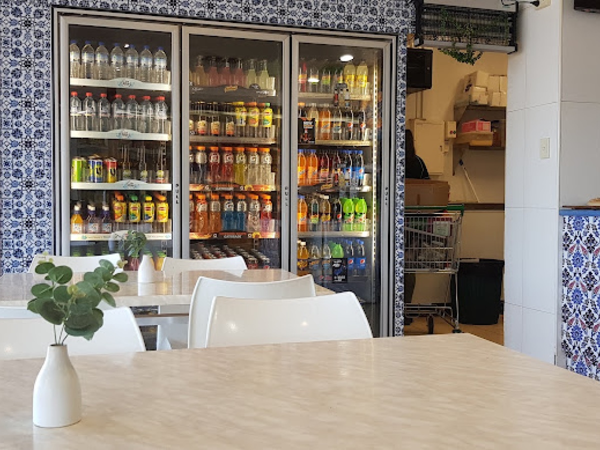 Midland Kebab Pizza Cafe
