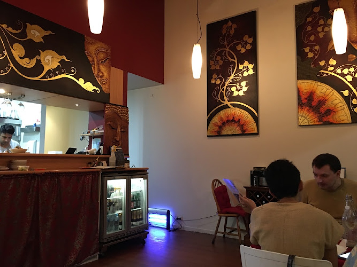 Nisa Thai