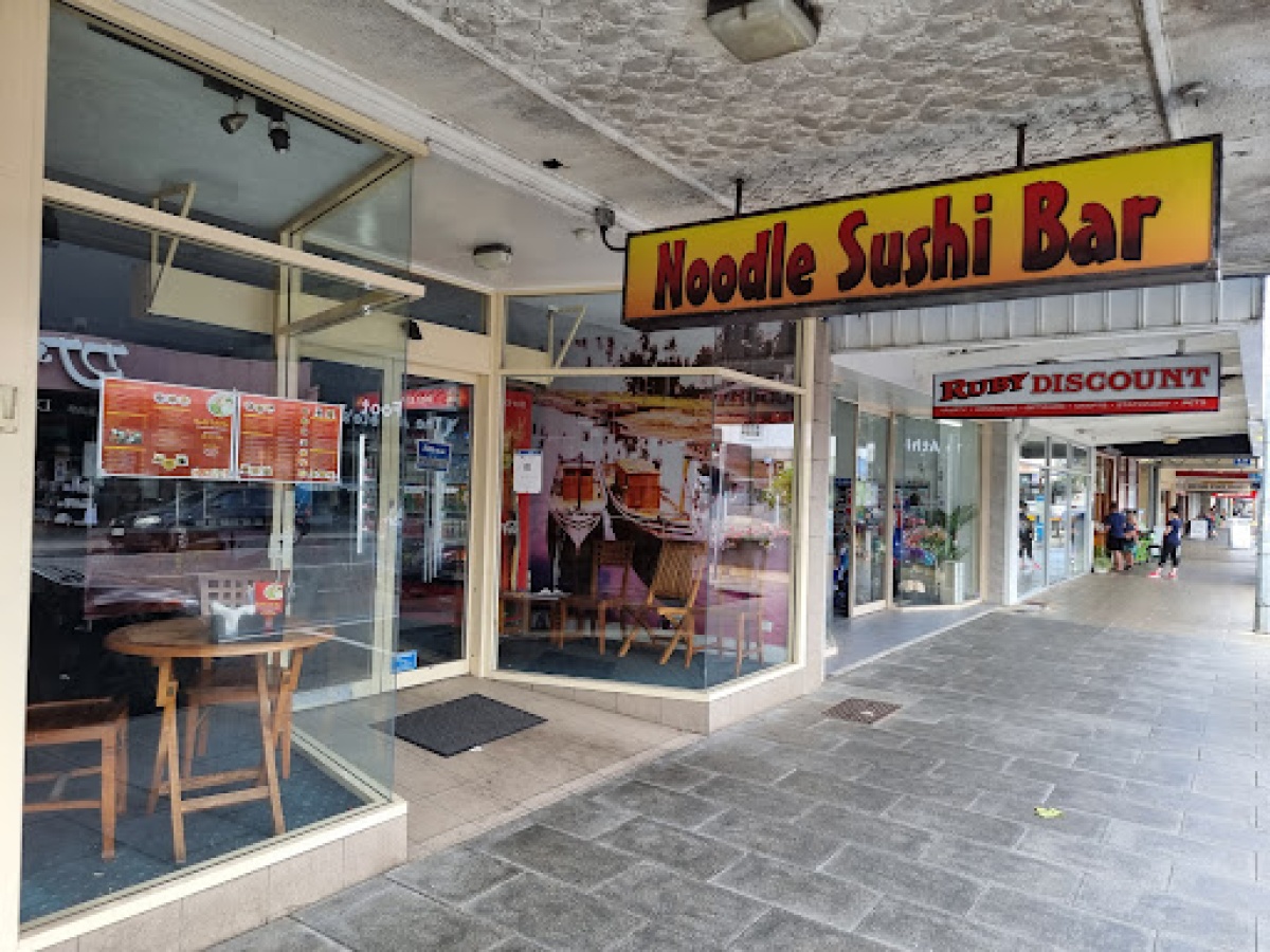 Noodle Sushi Bar