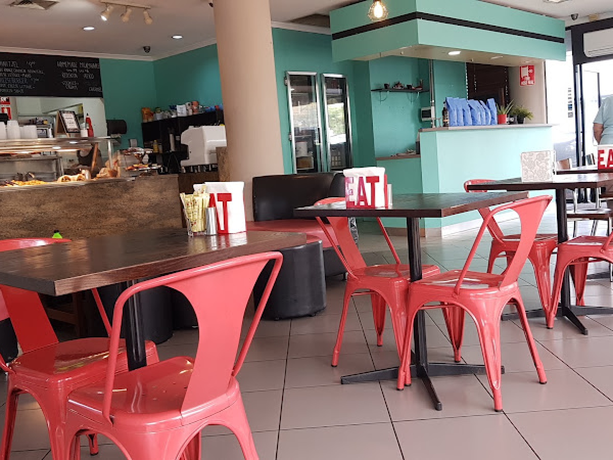 Onx Cafe & Catering