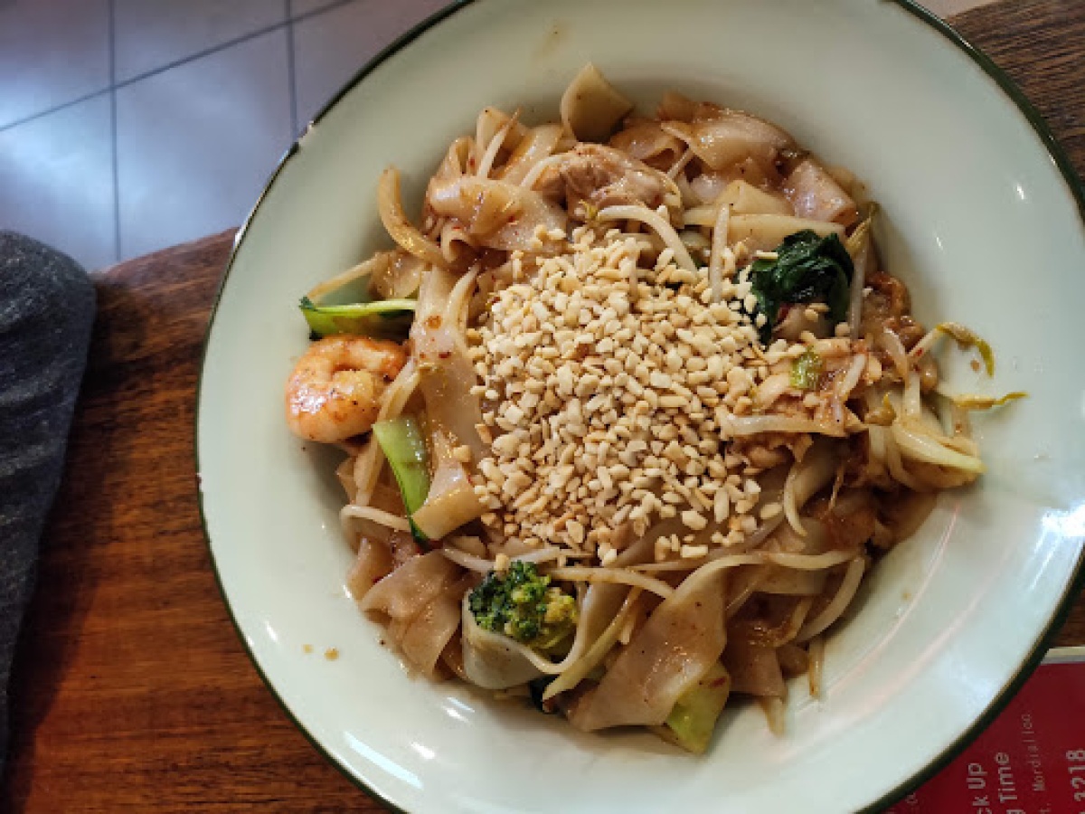 Origami Sushi & Noodles