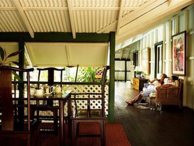 Pinctada McAlpine House