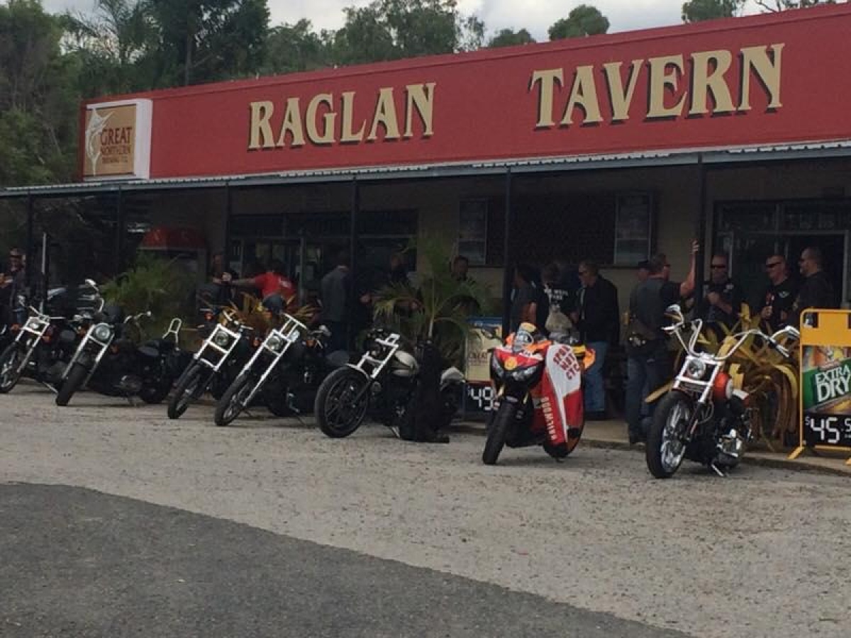 Raglan Tavern, Raglan