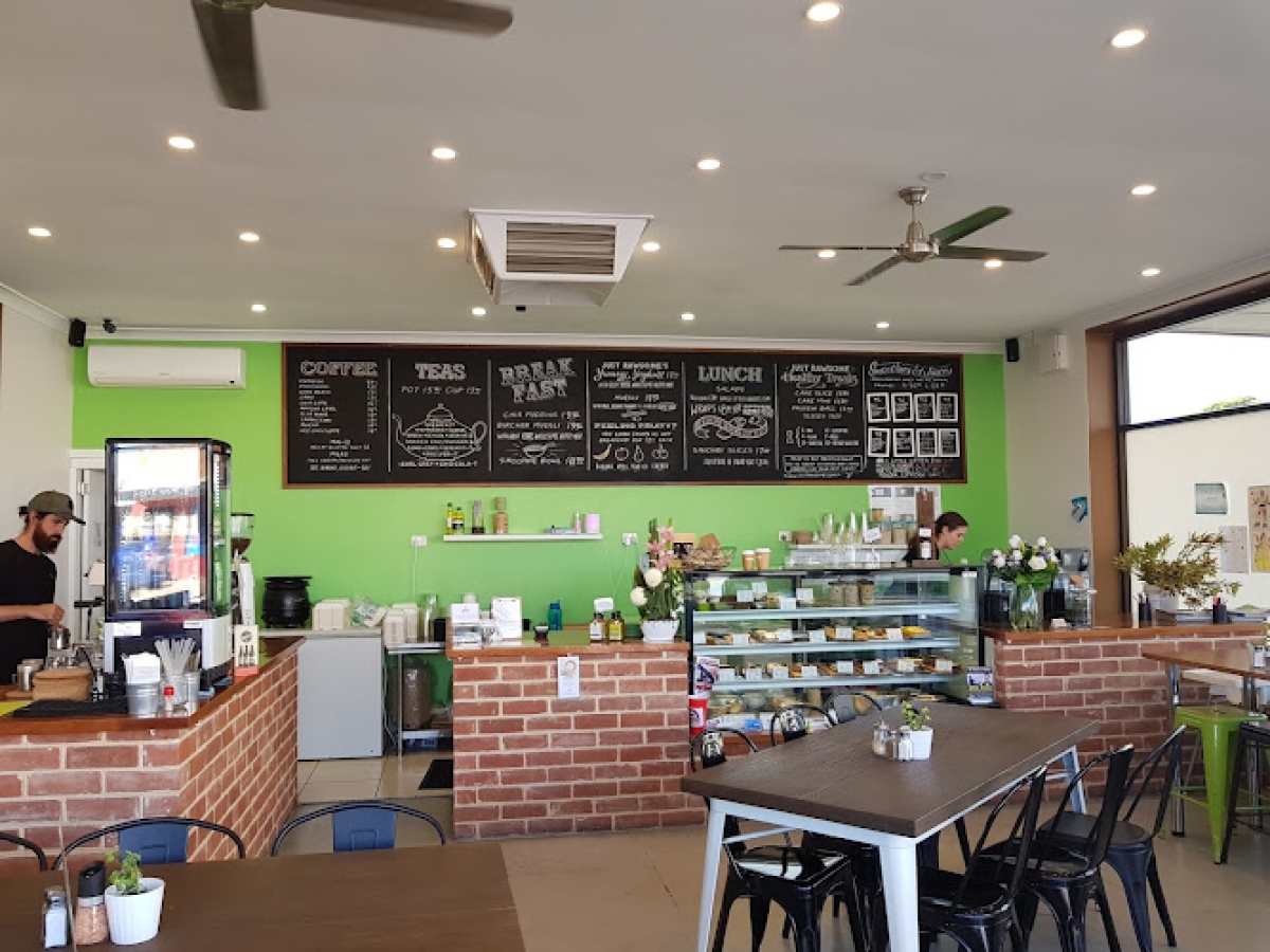 Raw&More Nourishing Cafe
