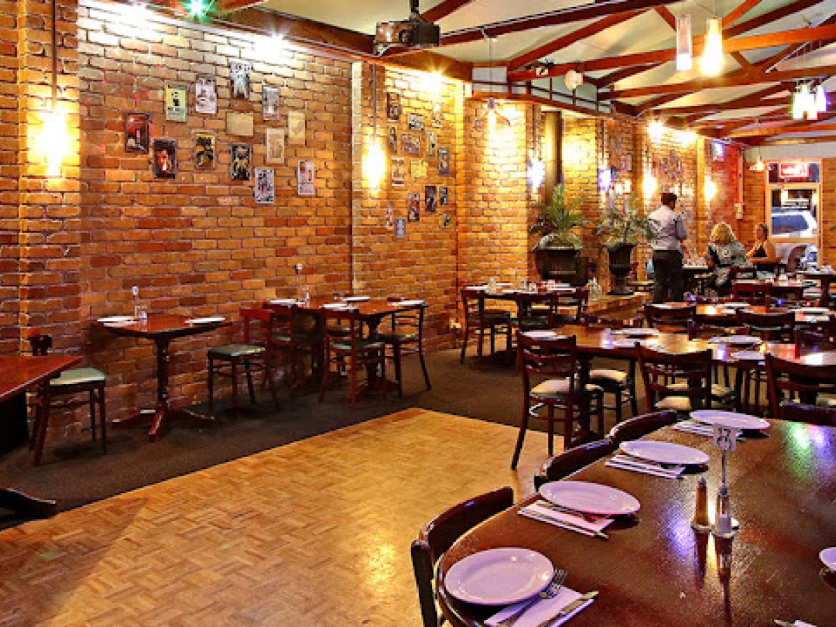 Rowanos Restaurant