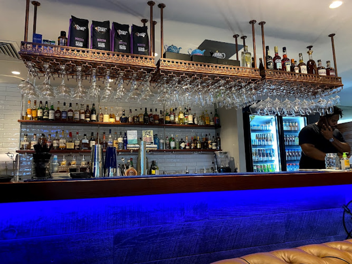Sapphire Bar & Grill, Berrimah