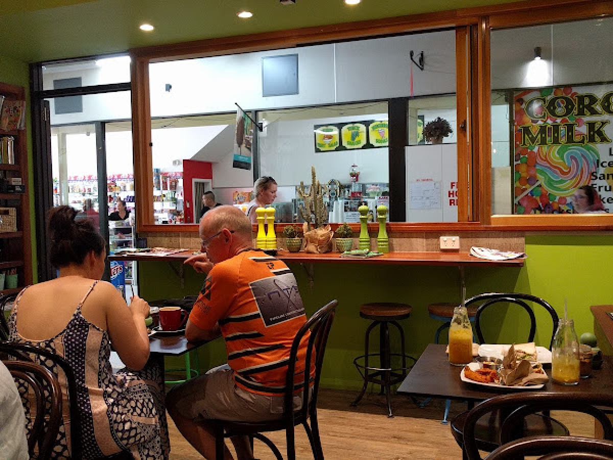 Scrumptious on Summer Cafe