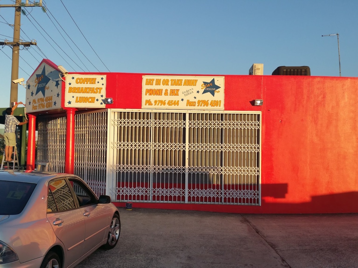 Star Crescent Cafe