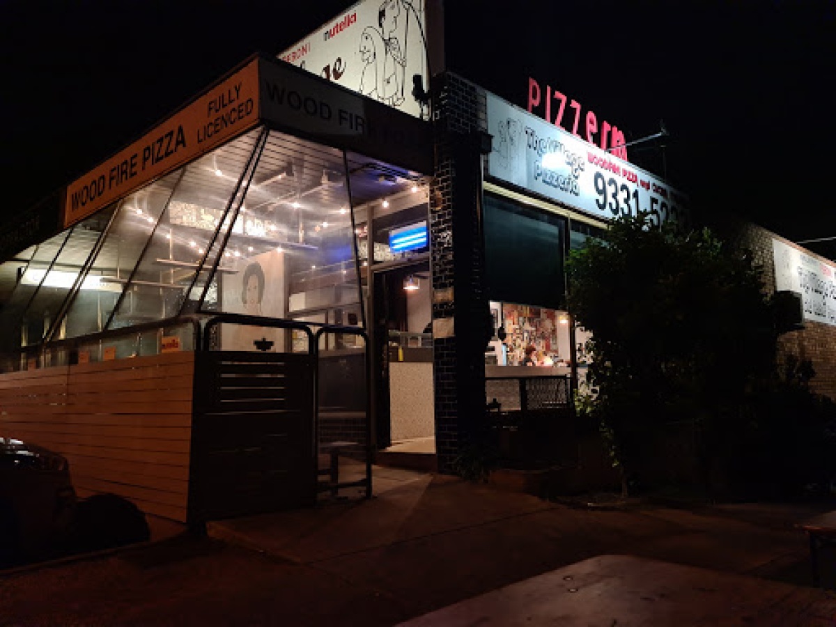 The Village Pizzeria