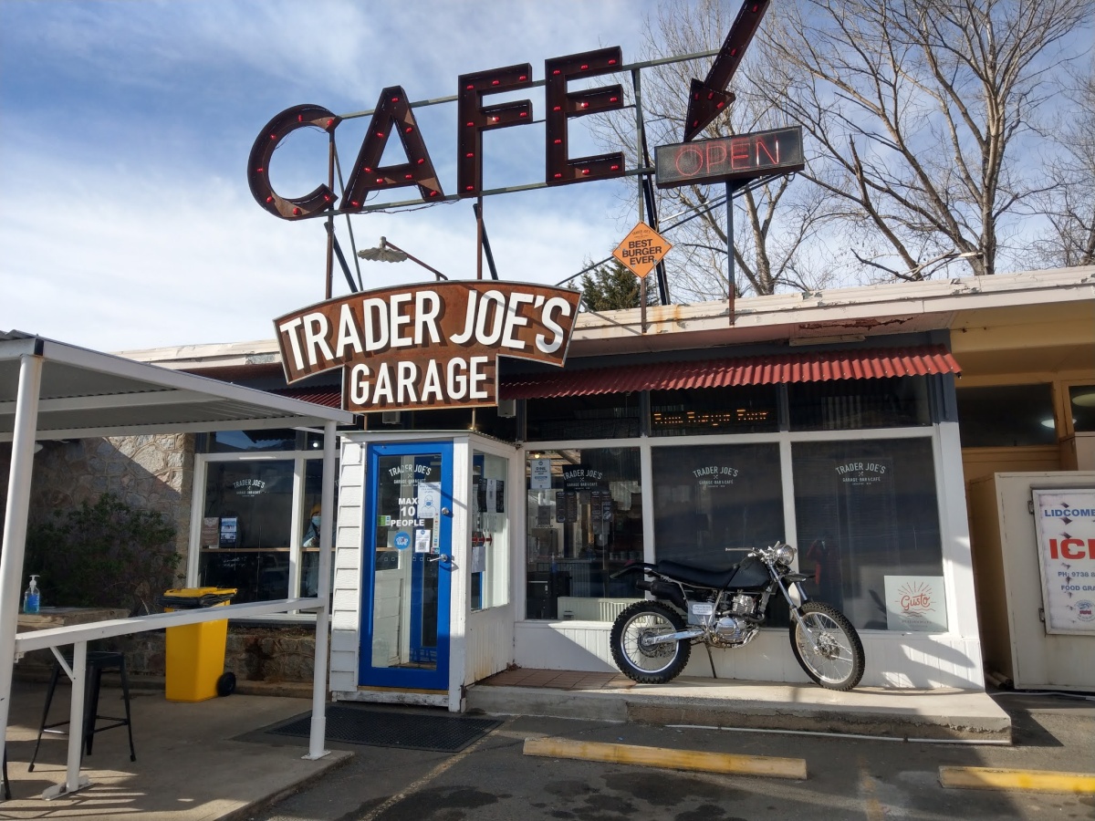 Trader Joe’s Garage Cafe
