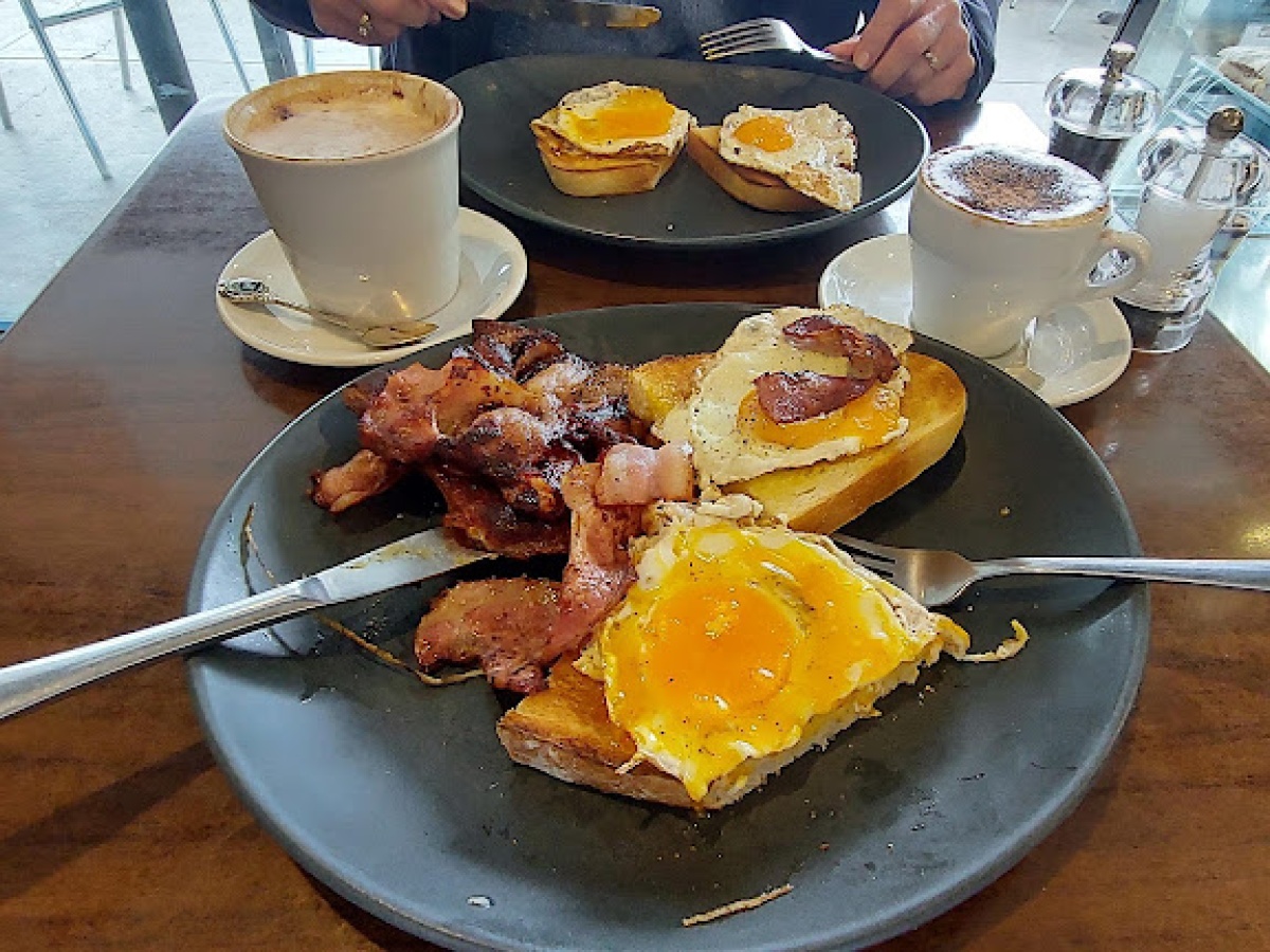 Village Grind Coffee Shop