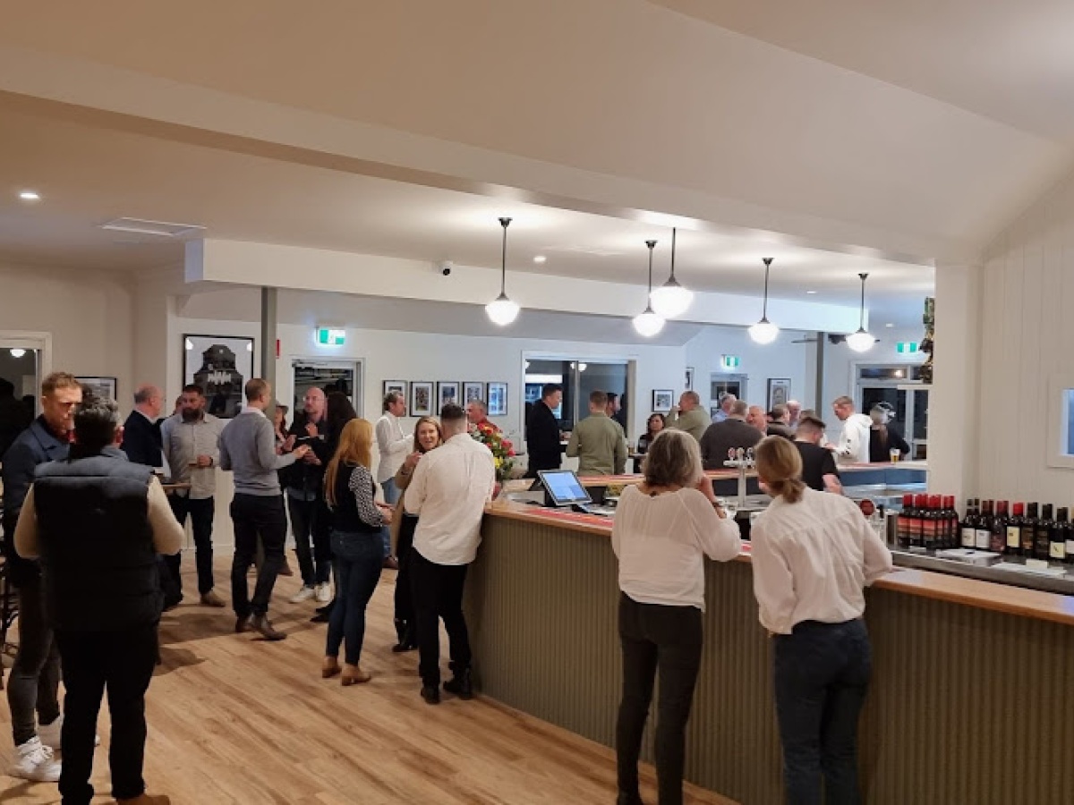 Woodside Beach Hotel