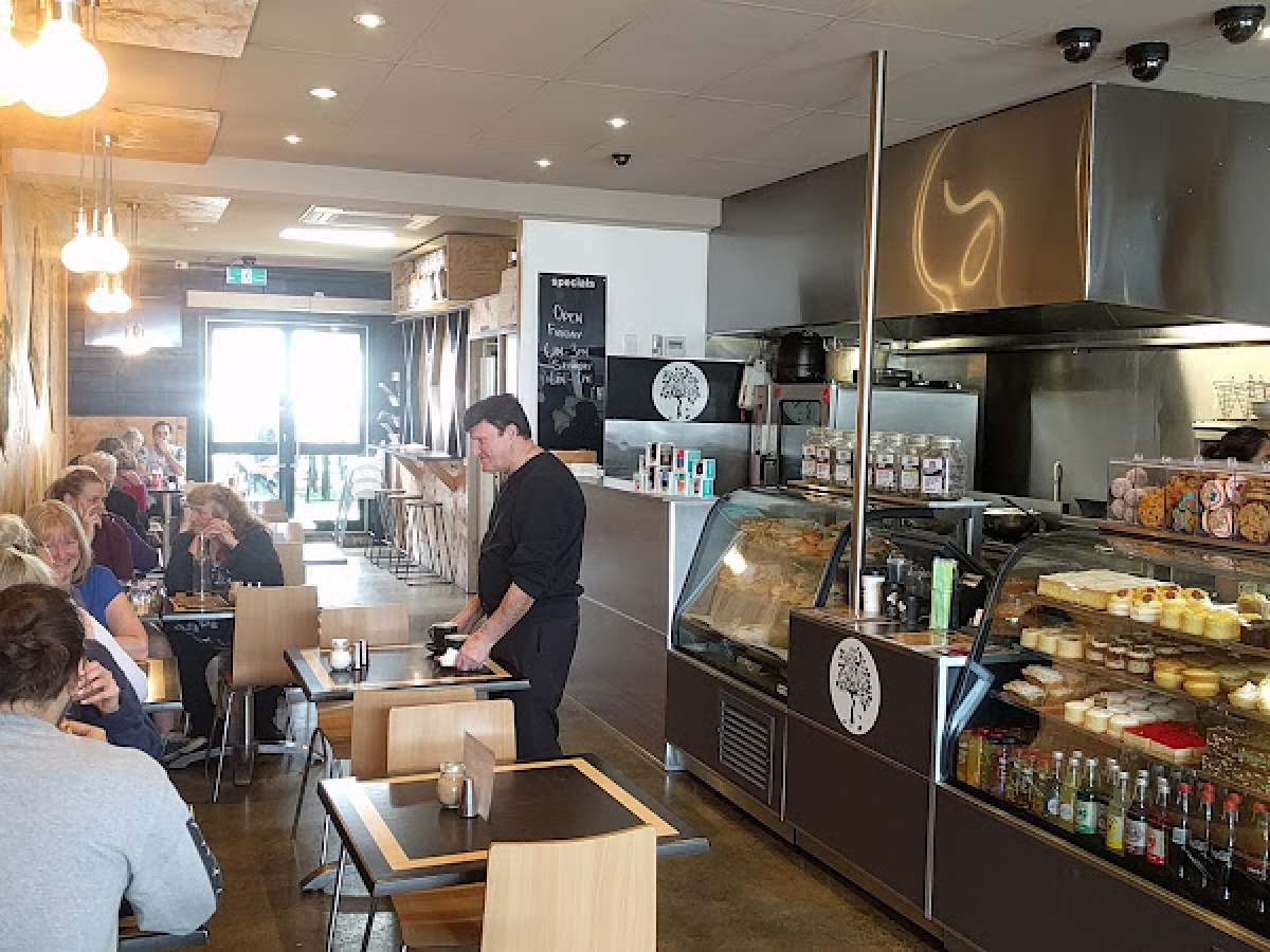 Xpresso Lounge Cafe